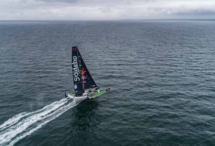 yacht/url-image_93587f18661ba648e4de9d4364c6aa57