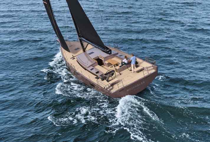 yacht/yyachts-y6-exterior-11_0e6c361efc89996ac4e18bf84423f25f