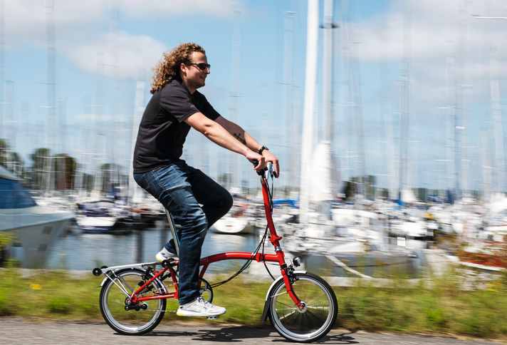 La bicicletta pieghevole ha la più ampia gamma di utilizzo