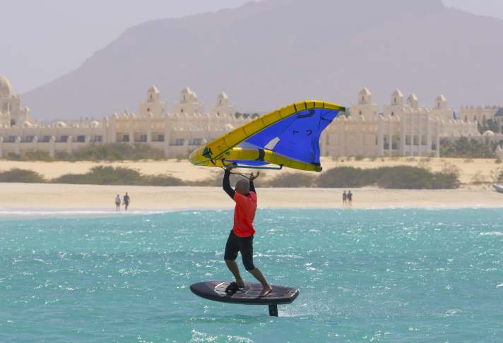Wingfoiling in front of the Riu Palace Hotel
