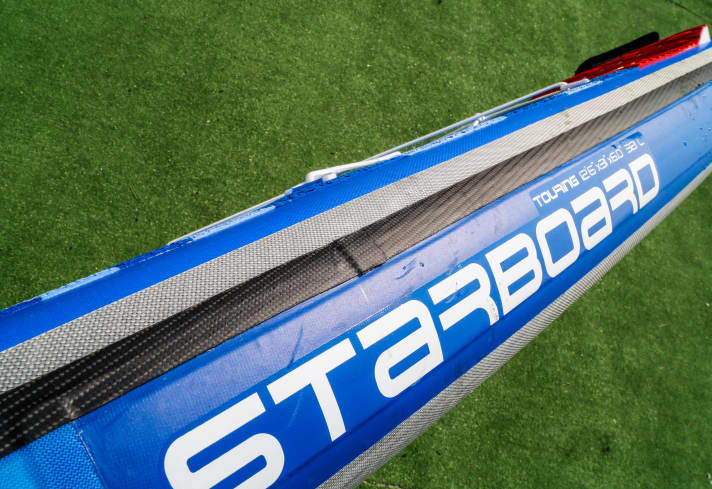 Additional reinforcement strips provide extra rigidity. However, this also weighs a little and is somewhat firmer when rolled up.