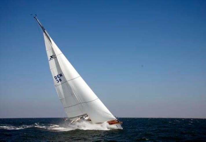   Jusqu'à l'horizon et puis plus loin : un bateau fait pour avaler des miles