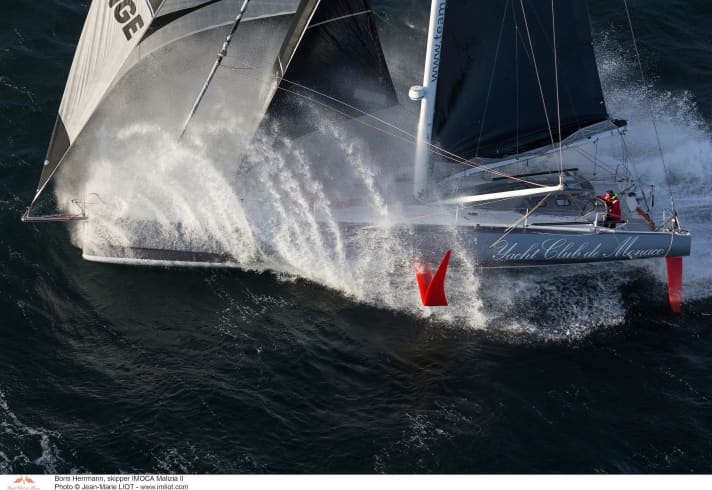   Haben schon einige Bewährungsproben souverän bestanden: "Malizia" und ihr Skipper Boris Herrmann