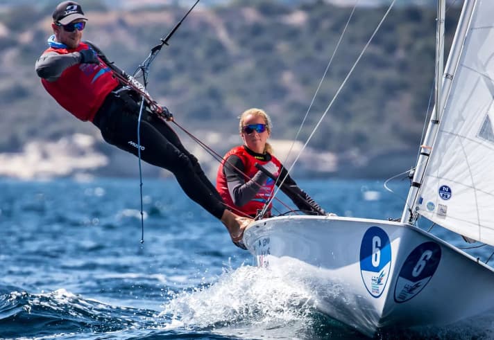 Leidtragende einer heftigen EM-Fehlentscheidung der Schiedsrichter im Finale der 470er-Mixed-EM: Steuerfrau Luise Wanser und Philipp Autenrieth