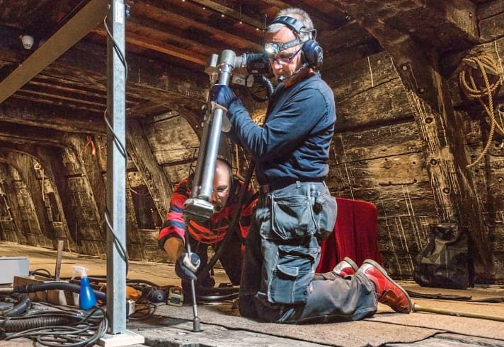 Im Gegensatz zu den Planken musste eine Vielzahl der Bolzen sowie andere Metallteile ersetzt werden