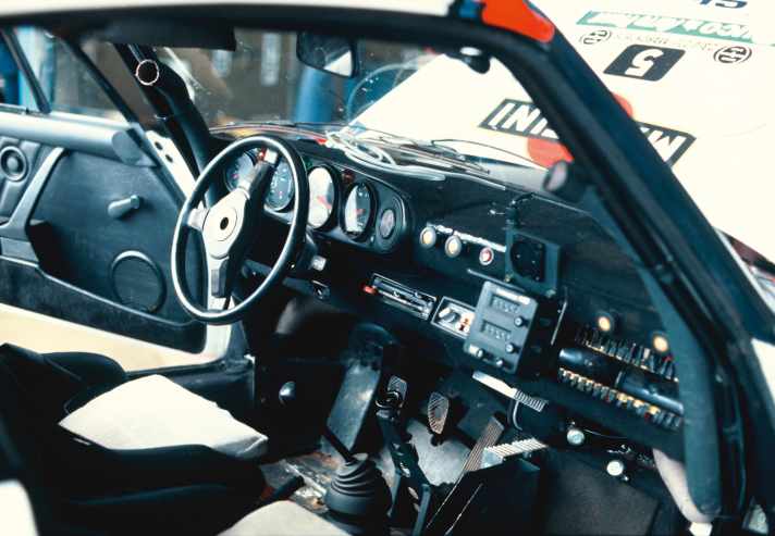 porsche fahrer/hdk-967_2ab50caa2f4a8270eeca801b6f3956f3