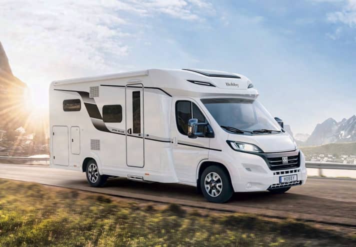 Semi-integrated motorhome - suitable for couples and families