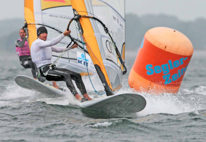   Toni Wilhelm aime le vent. S'il continue ainsi, la qualification pour les Jeux olympiques de 2012 sera bientôt à sa portée.