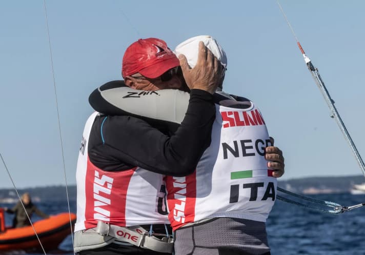 Les champions du monde de Starboat Diego Negri et Sergio Lambertenghi au petit bonheur la chance