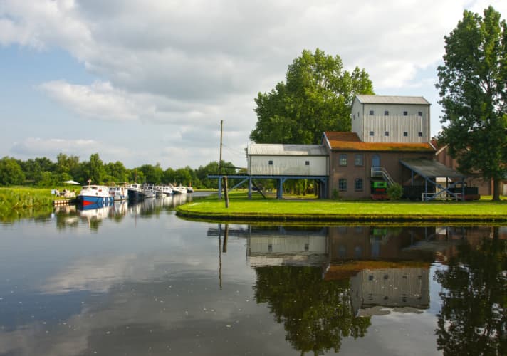   On your own keel through the province of Drenthe