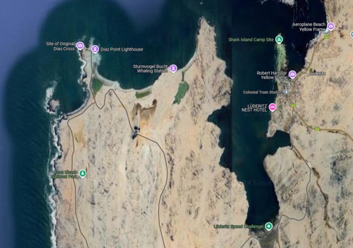 If the wind is not favourable at the Lüderitz speed channel (bottom right), the pros switch to the bay at Diaz Point (top)