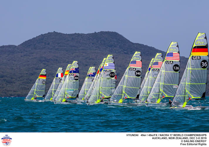   Travelling fast in Auckland's world championship area on Thursday: Jakob Meggendorfer and Andreas Spranger from the Bayerischer Yacht-Club - seen on the left of the picture with sail number 22