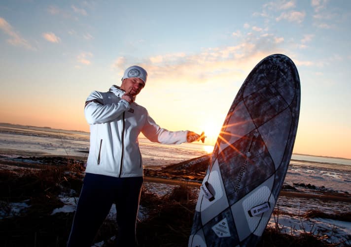 Where to put the mast foot? When in doubt, always in the centre, but that's not always the perfect place, as slalom ace Gunnar Asmussen knows.