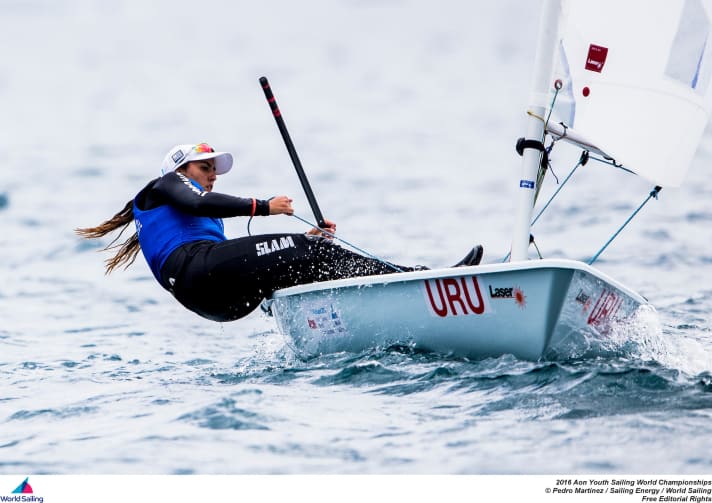   Starts the final one point behind Hannah Anderssohn: Dolores Moreira Franschini from Uruguay
