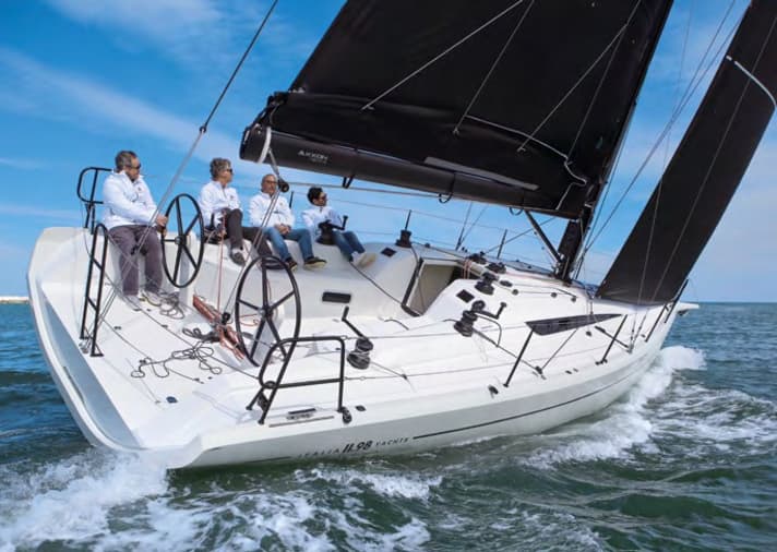 yacht/yacht_20230105_202302_new-img_75-3-img