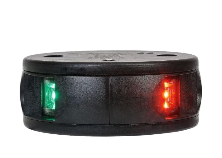   One of the models from our market overview, here Series 34 from Aquasignal