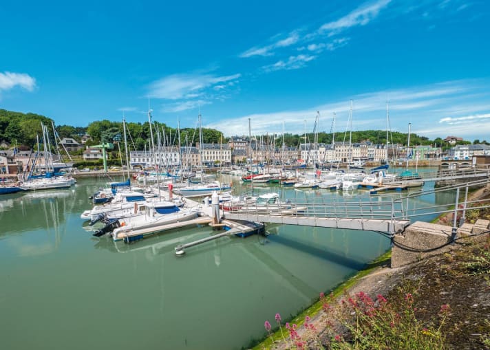   The harbour of Saint-Valery-en-Caux