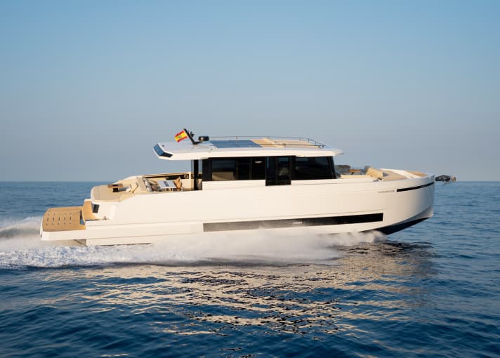 Nominated in the category up to 24 metres: De Antonio D60.