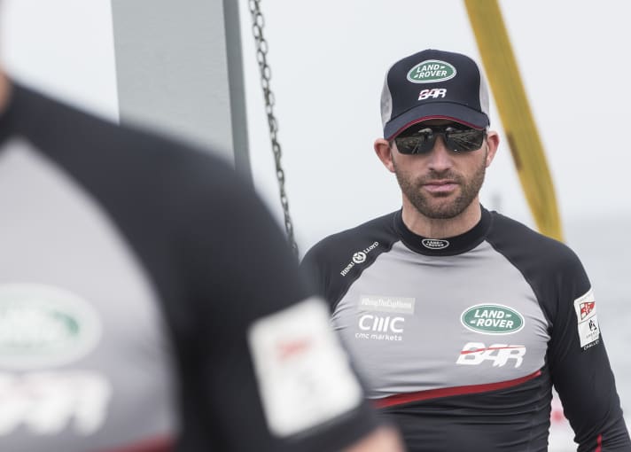   Weiß, was er will und tat dafür im Oman, was er konnte: Sir Ben Ainslie will 2017 den America's Cup in sein Mutterland zurückholen und gewann die Saison-Auftaktregatta im Oman mit seinem Team Land Rover BAR