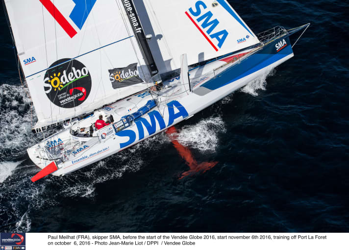   Bekommt Paul Meilhat seinen Kiel wieder so in den Griff, dass er die Regatta fortsetzen kann?