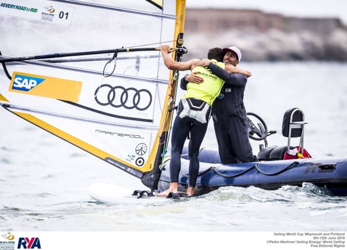  World Cup victory before Weymouth: Toni Wilhelm and his coach Pierre Loquet savour the moment