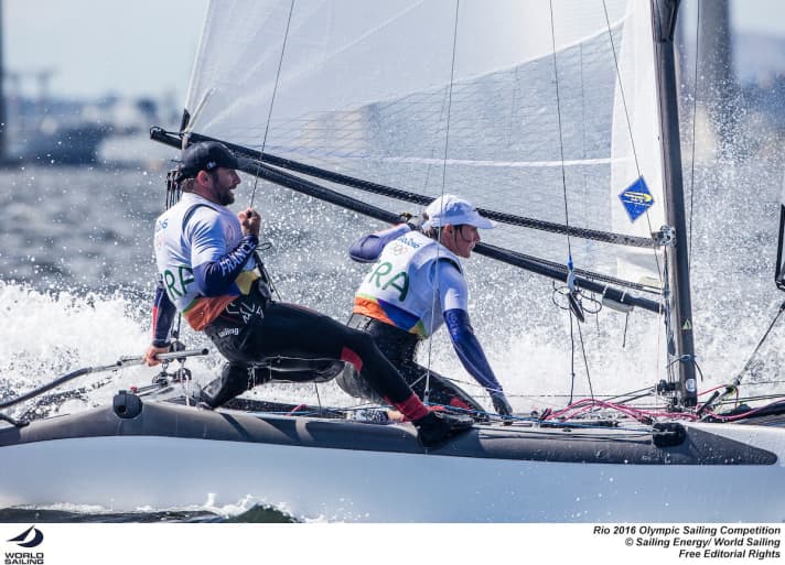   Il grande favorito dei Nacra 17, Billy Besson, ha dovuto inchinarsi alla sorte e accettare il sesto posto con la sua prodiera Marie Riou.