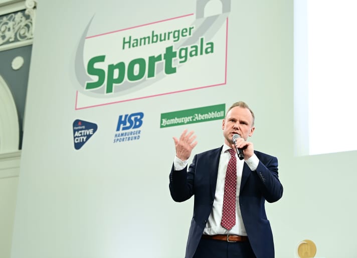   Hamburgs Senator für Inneres und Sport: Andy Grote – hier bei der Hamburger Sportgala, bei der Boris Herrmann, Erik Heil und Thomas Plößel geehrt wurden – ist bekennender Helga-Cup-Fan