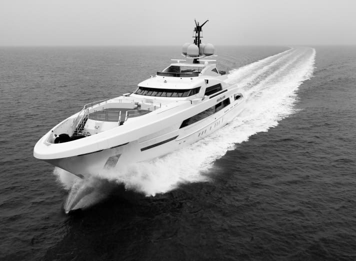 "Galactica Star" cruises at up to 28 knots. | n.