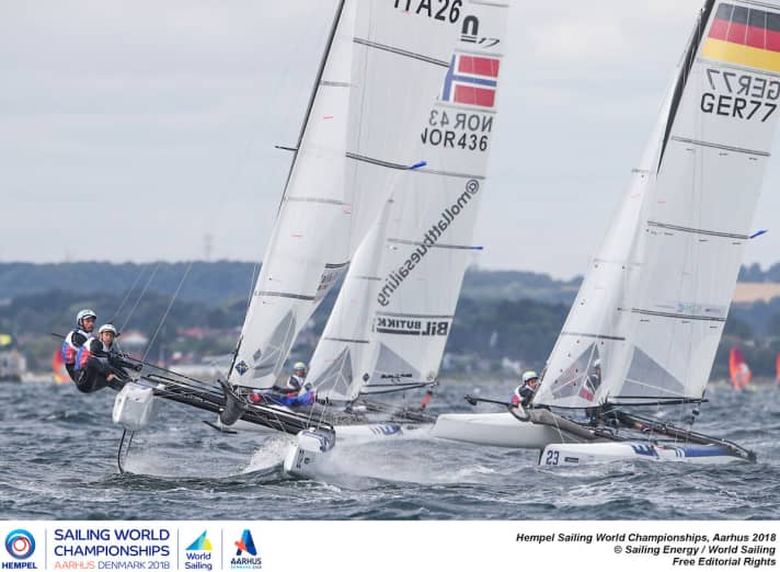   Paul Kohlhoff et Alica Stuhlemmer lors de la première journée de la série de championnats du monde Nacra-17