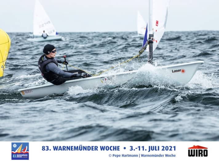   Schneller als 76 Konkurrenz-Boote im Laser Radial: Julia Büsselberg