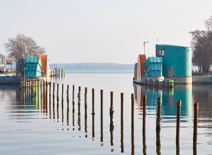   Le barrage ne sera probablement utilisé qu'une fois par an environ, sauf pour des essais.