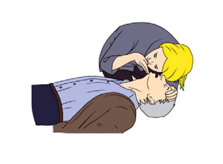 FIGURE 1: Breathing sounds are difficult to hear on the water. The heaving of the chest is a good indicator.