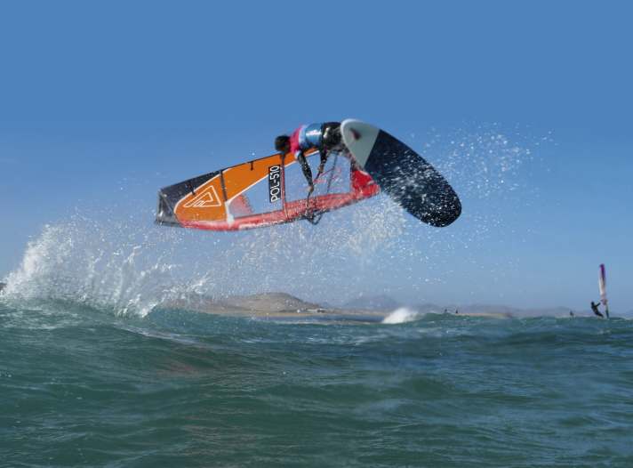 Sotavento on Fuerteventura offered the ideal training conditions for Maarten's challenge. He spent six weeks there on the water almost every day.