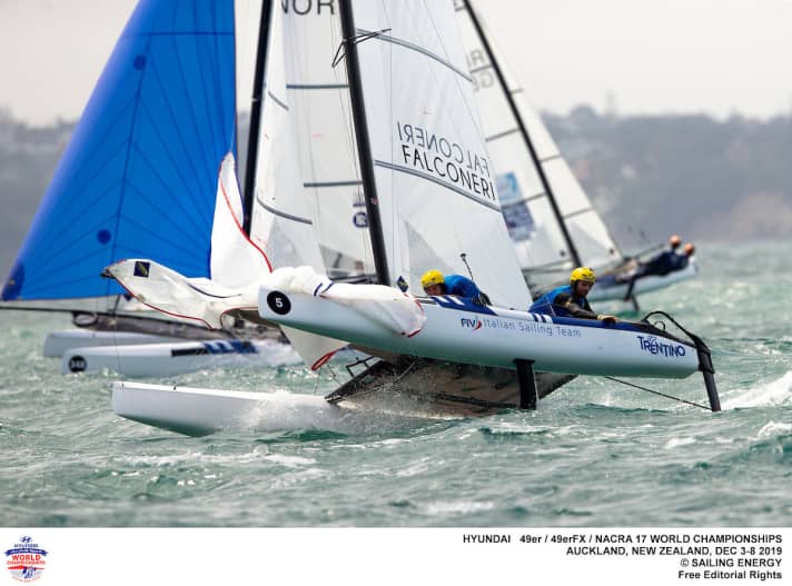   Die italienischen Gesamt-Führenden im Nacra 17: Vittorio Bissaro und Maelle Frascari