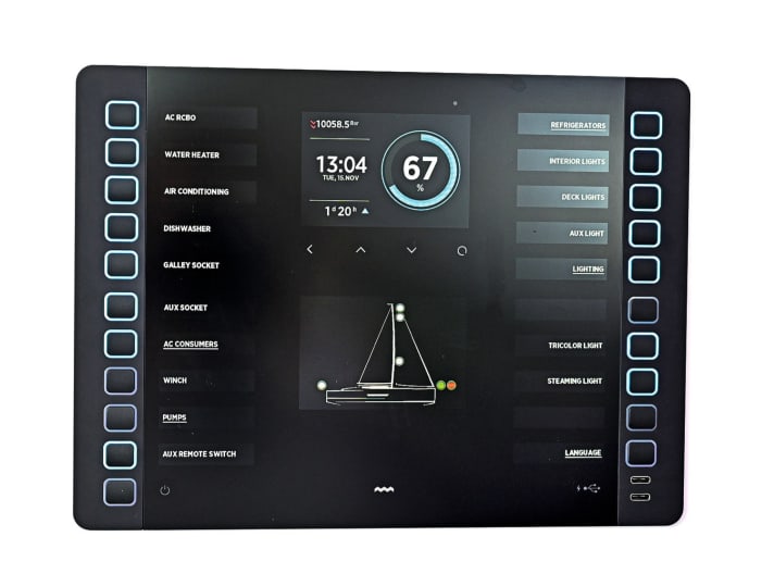 Digital switch panel: Nereide 3 from Simarine