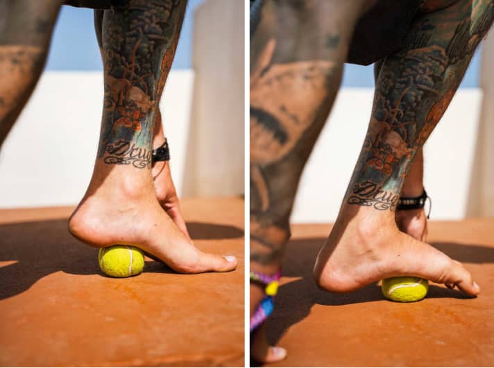 Find trigger points and loosen adhesions in the fasciae.