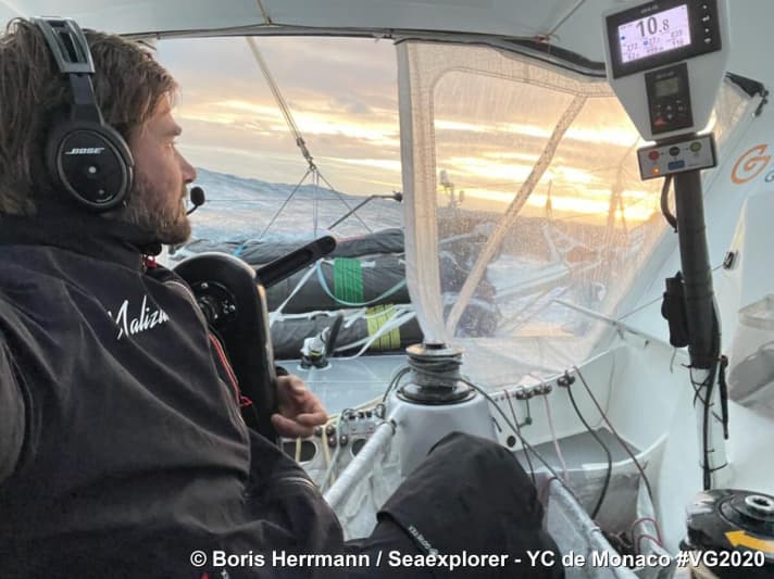   Now back on track: "Seaexplorer - Yacht Club de Monaco" skipper Boris Herrmann