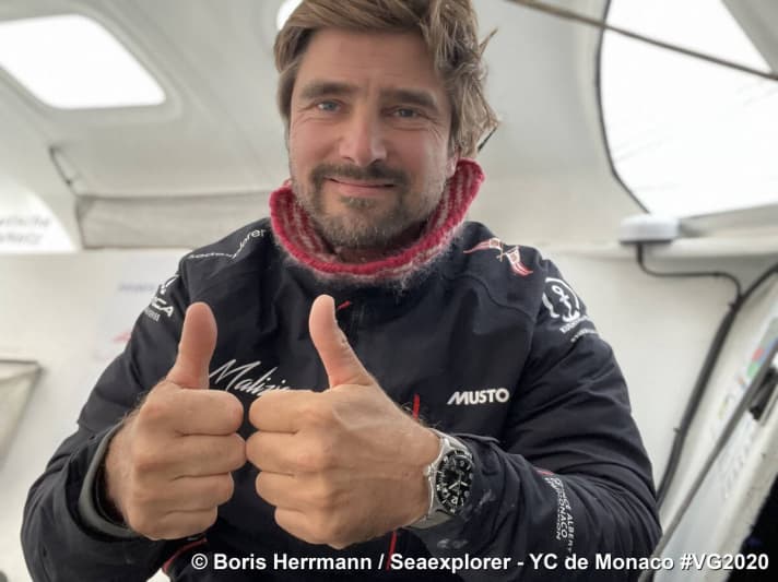   In pista e con gli auguri d'Avvento dal Sud Pacifico: il primo skipper tedesco della Vendée Globe Boris Herrmann