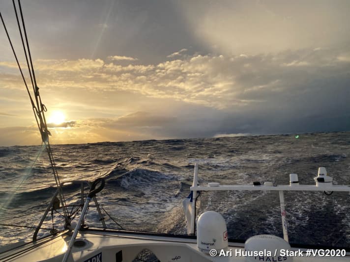   Hat noch rund 1200 Seemeilen bis Kap Hoorn zu segeln: Ari Huuselas "Stark" aus Finnland