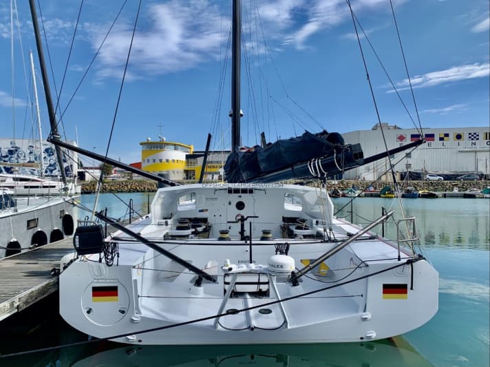   Die deutsche Imoca-Yacht "Einstein" an ihrem Liegeplatz in Les Sables-d'Olonne