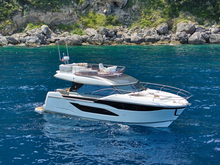 Prestige F4