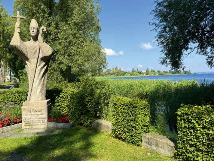 Bildbeschreibung im Dateinamen 4. Honorar
Der Artikel (Text und Fotos) wird einmalig pauschal mit 2.000 Euro vergütet. Das Honorar umfasst neben den in den Printmagazinen abgedruckten Fotos bis zu 25 weitere Fotos, die ggf. in Bildergalerien der online veröffentlichten zugehörigen Artikel implementiert werden.
