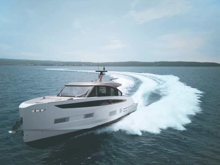 Azimut Seadeck 6