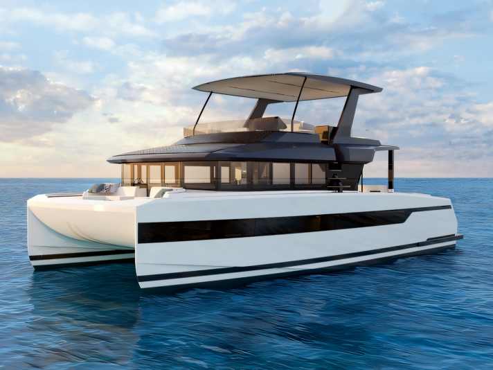 The hardtop provides shade for the flybridge.