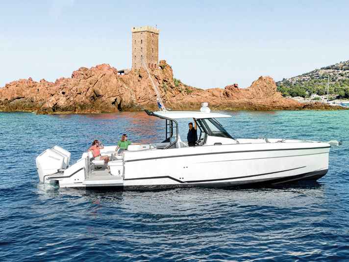 Wellcraft 38 T-Top