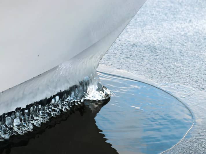 Boot im Winter, Liegeplatz 