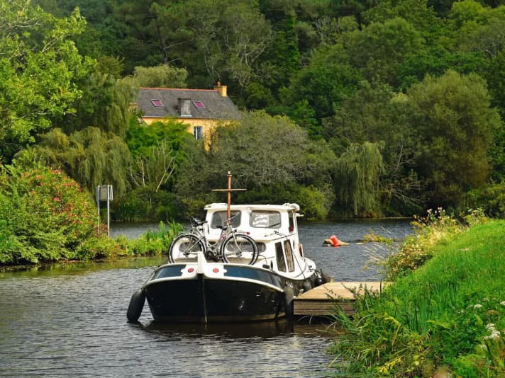 Our southernmost jetty in the headwater of lock 28 Polvern near Hennebont