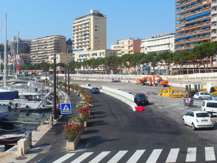 The construction work on Boulevard Albert 1er necessitates a new boat show layout. | g.
