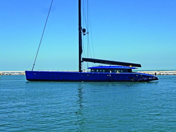 Carbon fibre giant: With the 50-metre "Better Place", Wally launched the world's largest carbon slup. | t.