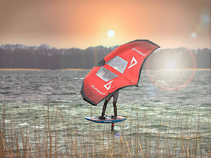 The Hy-Wing appears comparatively light in manoeuvres.